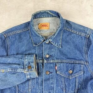 VTG Levis Jacket Mens 46R Denim Trucker Medium Wash 80s USA Made 70506-0214